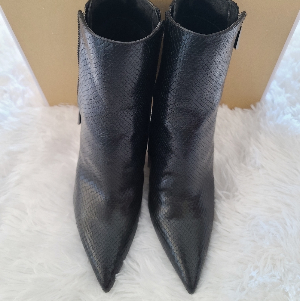 Michael Kors Keke Embossed bootie